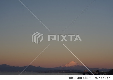 Mount Fuji first sunrise 97566737