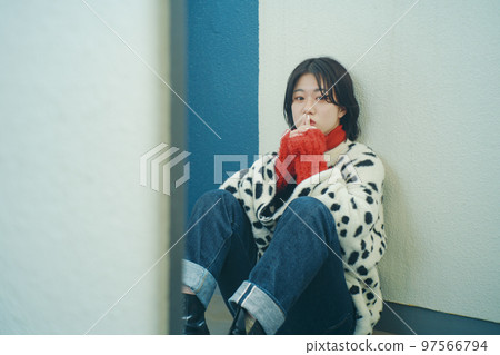 屋頂和女人 屋頂和女人 97566794