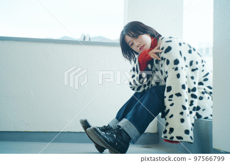 屋頂和女人 屋頂和女人 97566799