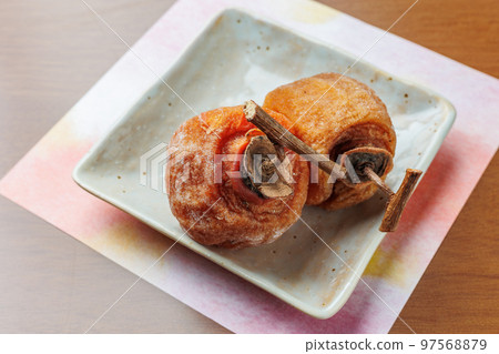 Dried persimmon 97568879