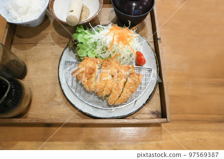 deep fried chicken, fried chicken with salad and rice or Japanese fried chicken 97569387