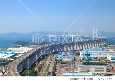 [Kagawa Prefecture] Great Seto Bridge and Bannoshu industrial area seen from Mt. Shotsuji Observatory 97572736