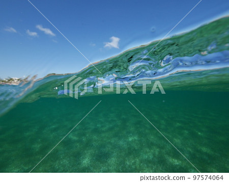 caribbean sea split level ocean caribbean sea split level ocean 97574064