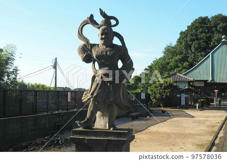 Statue of Nio at Saifukuji Temple [Kawaguchi City, Saitama Prefecture] 97578036