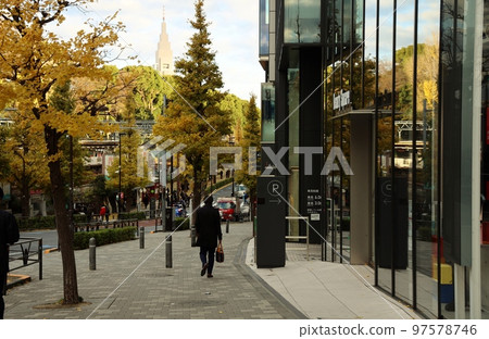 早上在原宿站前 97578746