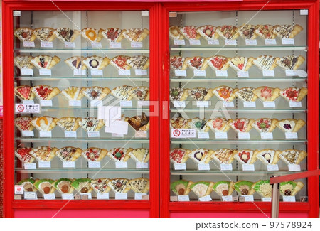 Crepe shop window 97578924