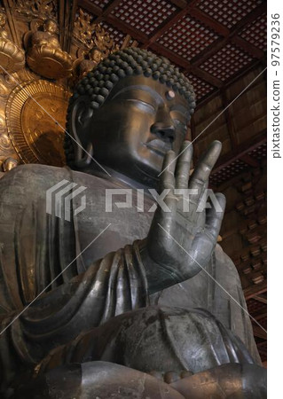 The Great Buddha of Nara Todaiji Temple 97579236