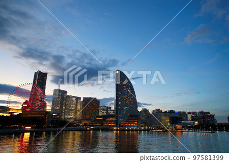 Minatomirai night view Minatomirai night view 97581399