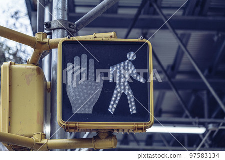 Walk - Don't Walk old traffic lights in Manhattan Downtown Walk - Don't Walk old traffic lights in Manhattan Downtown 97583134