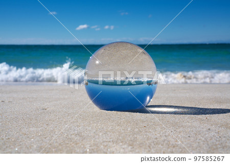 【白濱海水浴場（水晶球）】和歌山縣西室町白濱町 97585267