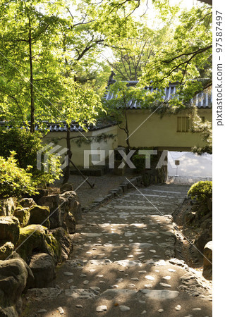 岐阜縣大垣市角町的大垣城,從大垣站步行不到10分鐘五月左右在大垣城周圍散步 岐阜縣大垣市角町的大垣城,從大垣站步行不到10分鐘五月左右在大垣城周圍散步 97587497