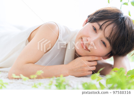 Female beauty beauty skin care living room Female beauty beauty skin care living room 97588316