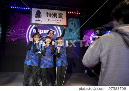 Esports tournament victory image Victory interview TV broadcast 97588706
