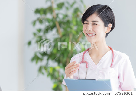Medical image Female doctor portrait Medical image Female doctor portrait 97589301