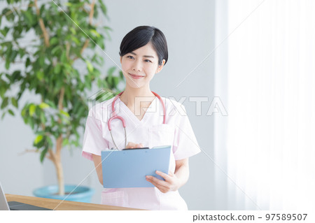 Medical image Female doctor portrait Medical image Female doctor portrait 97589507