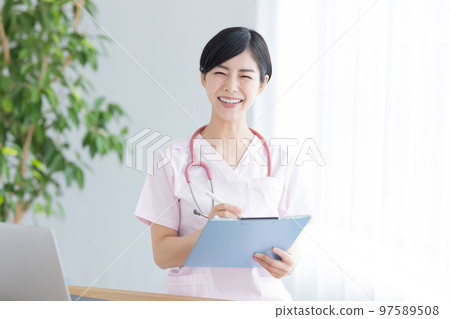 Medical image Female doctor portrait Medical image Female doctor portrait 97589508