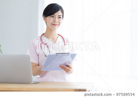 醫學圖像女醫生肖像 醫學圖像女醫生肖像 97589554