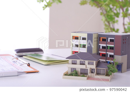 Image of housing and money Housing prices 97590042