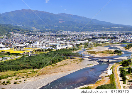 俯瞰上田市/上田站西側（長野縣上田市）[2021.10] 97595770
