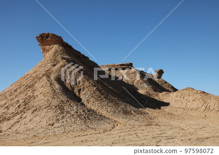 Ong Jemal - neck of the camel, Sahara desert, Tunisia Ong Jemal - neck of the camel, Sahara desert, Tunisia 97598072