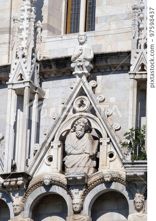 Saint, Baptistery decoration, Cathedral in Pisa, Italy. Unesco World Heritage Site. Saint, Baptistery decoration, Cathedral in Pisa, Italy. Unesco World Heritage Site. 97598437