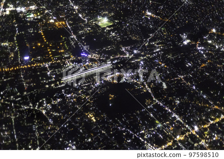 夜間三島站附近的鳥瞰圖 97598510
