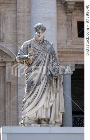 Sculpture of Saint Peter with a key before Papal Basilica of St. Peter in Vatican, Rome, Italy Sculpture of Saint Peter with a key before Papal Basilica of St. Peter in Vatican, Rome, Italy 97598640