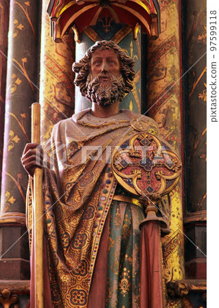 Statue of the Apostle, La Sainte Chapelle in Paris, France Statue of the Apostle, La Sainte Chapelle in Paris, France 97599118