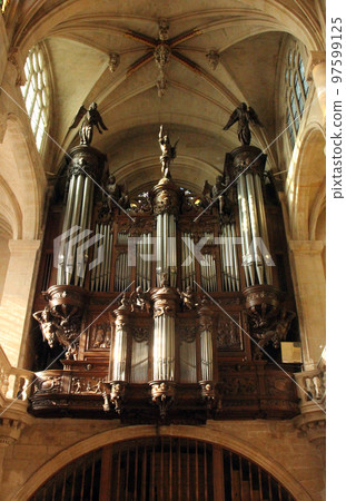 Organ, Saint Etienne du Mont Church, Paris 97599125