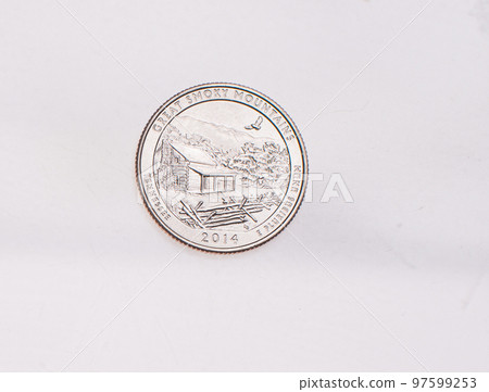 2000 US State Quarters a complete set of 5 used coins. Are located in the order of their released and joining the state 2000 US State Quarters a complete set of 5 used coins. Are located in the order of their released and joining the state 97599253
