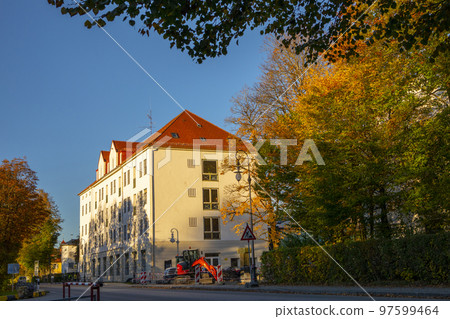 德國、新天鵝堡、小鎮，黃昏，ドイツ、ノイシュヴァンシュタイン城、小さな町、夕暮れ、Germany, 97599464