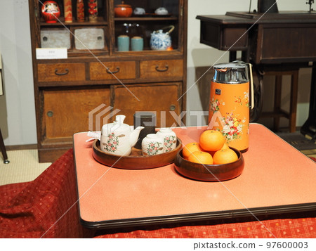 A living room with a kotatsu in the Showa era 97600003