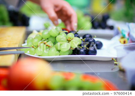 plate of grapes on the table at the chef plate of grapes on the table at the chef 97600414