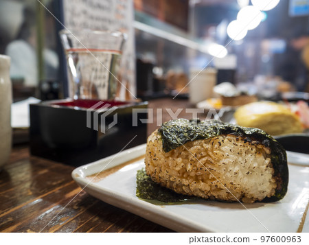 居酒屋的烤飯糰 居酒屋的烤飯糰 97600963