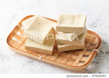 Koya-tofu 97608997