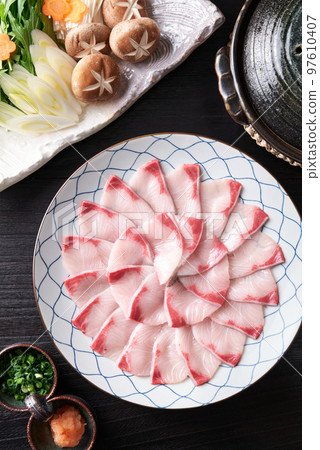 什錦鰤涮涮食材 97610407