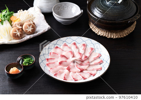 什錦鰤涮涮食材 97610410