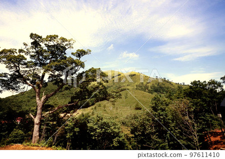 Deep sea mountain 97611410