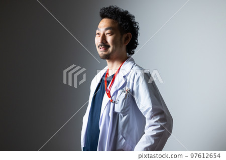 鬍子醫生 鬍子醫生 97612654