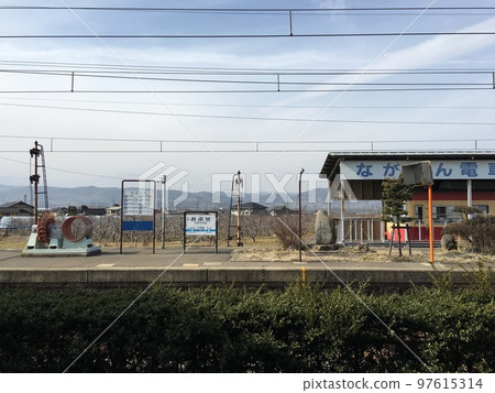 冬天的小布施站，遠景 97615314