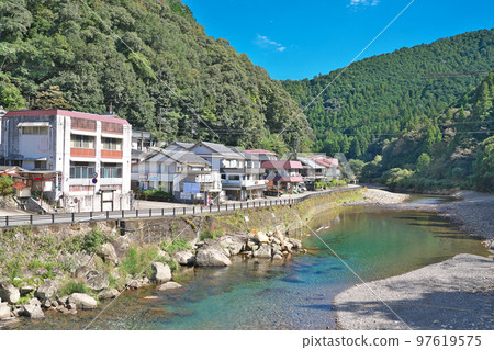 [Kawayu Onsen] Motomiyacho Kawayu in Tanabe-shi, Wakayama Prefecture 97619575