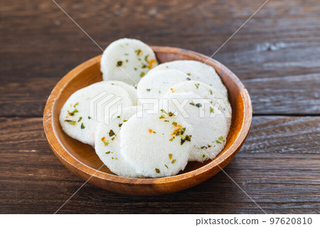 Round Shrimp Senbei Round Shrimp Senbei 97620810