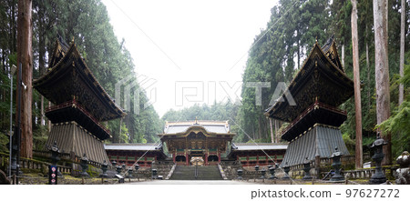 World Cultural Heritage "Nikkosan Rinnoji Taiyuin Yashamon (Shrines and Temples of Nikko)" in Nikko City, Tochigi Prefecture 97627272