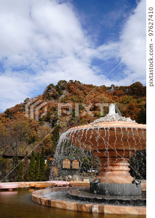 shosenkyo valley rocky mountain rocks nature foliage waterfall water river stream foliage tree mountain tourism travel japan mitake shosenkyo yamanashi 97627410