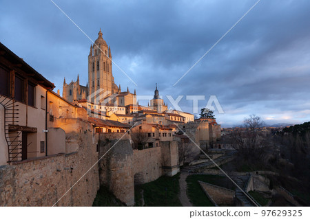 Panoramic view of Segovia, Spain 97629325