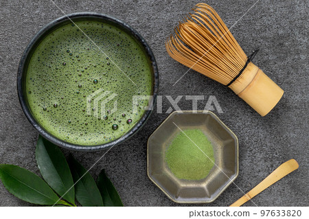 抹茶和茶道工具 97633820