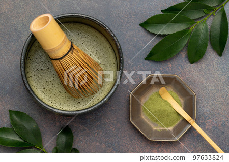 抹茶和茶道工具 97633824