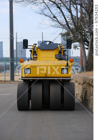 輪胎壓路機 工程機械 壓路機 97634203