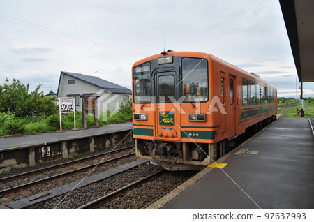 Tsugaru Railway Kanagi Station 97637993