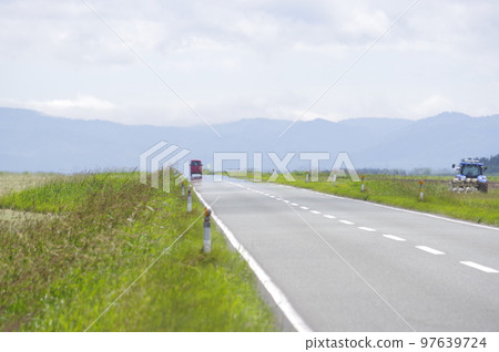 Hokkaido summer road kagero Hokkaido summer road kagero 97639724